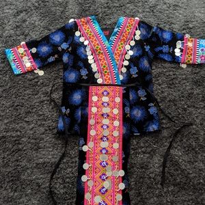 Hmong clothes